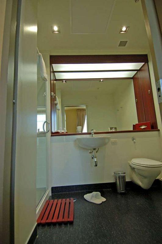 Quest Serviced Aparthotel 4*