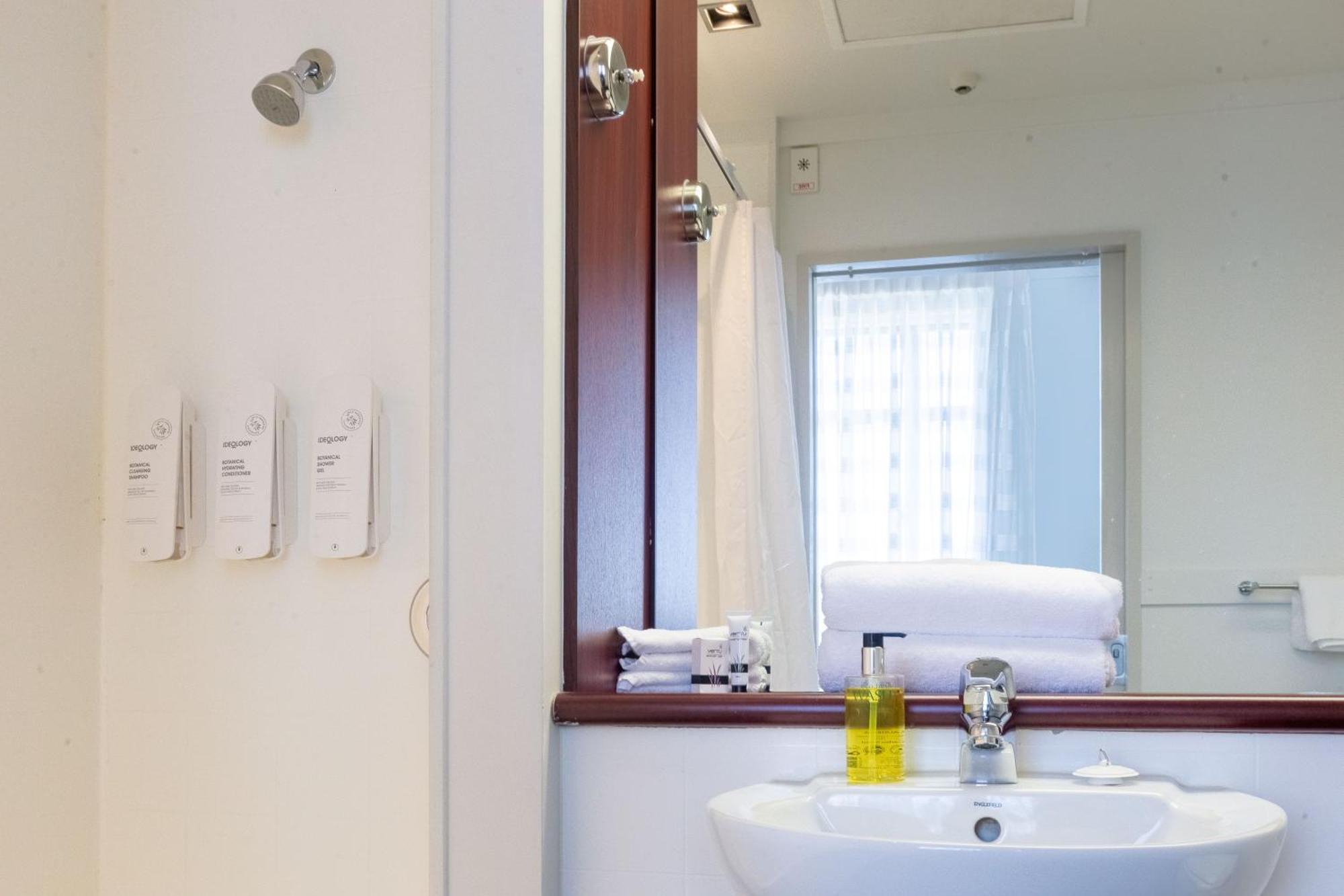Aparthotel Quest Serviced